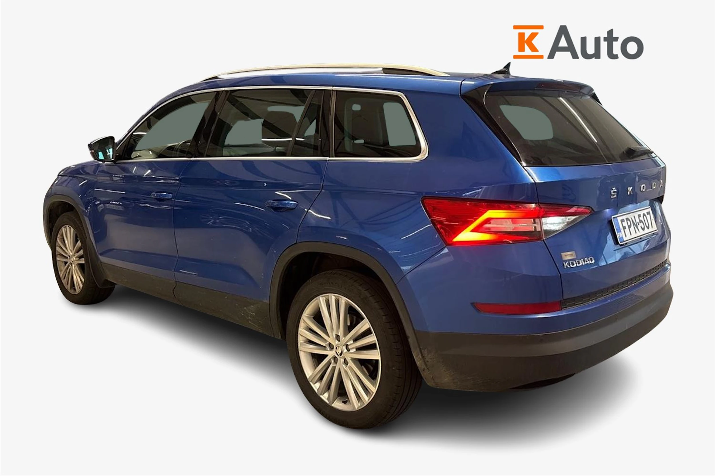 sininen Skoda Kodiaq 2020 kuva 2.