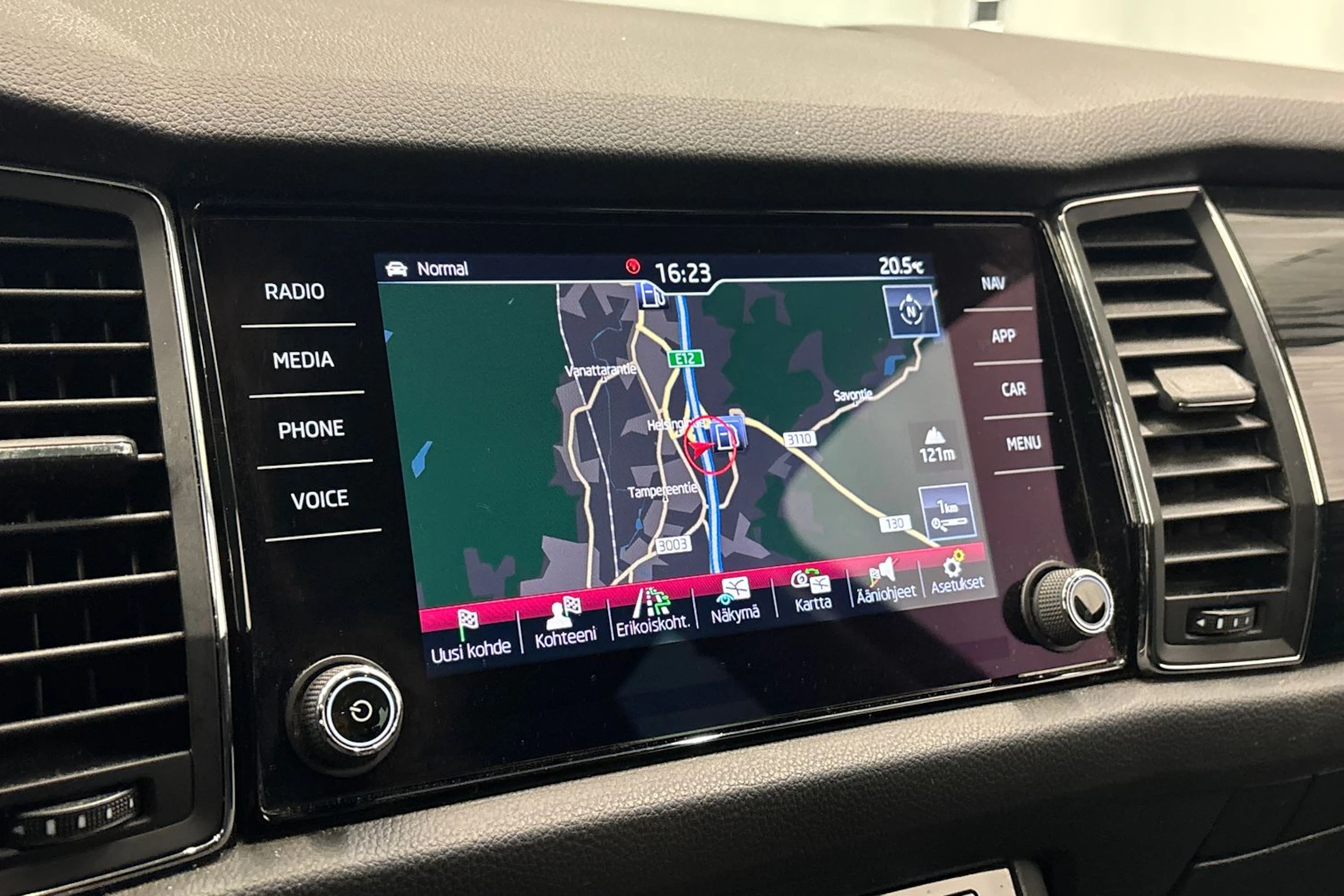 sininen Skoda Kodiaq 2020 kuva 29.
