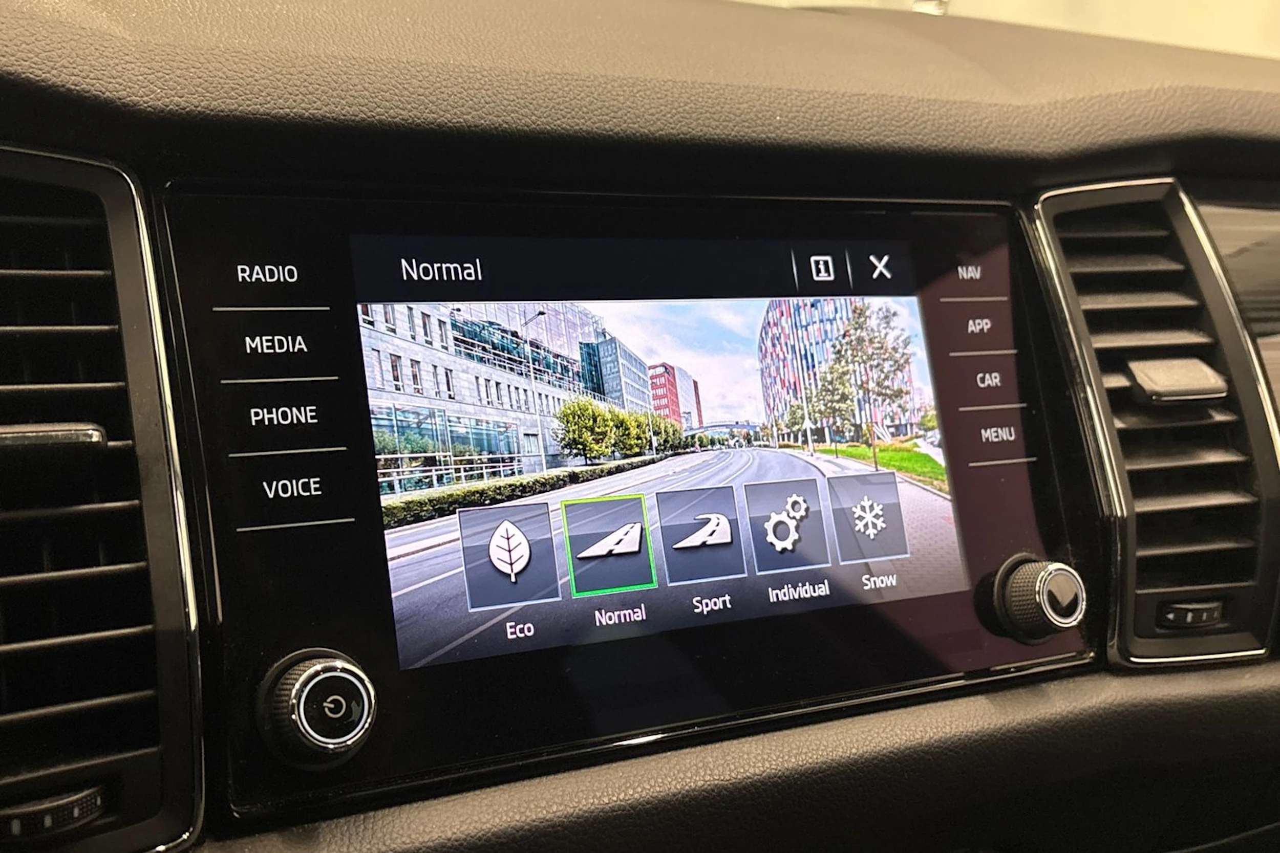 sininen Skoda Kodiaq 2020 kuva 32.