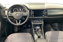 valkoinen Skoda Kodiaq 2020 kuva 9.