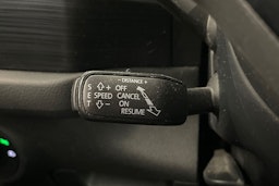 valkoinen Skoda Kodiaq 2020 kuva 16.