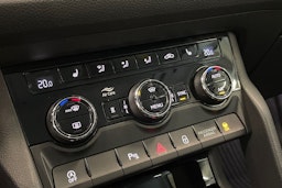 valkoinen Skoda Kodiaq 2020 kuva 18.