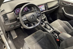 harmaa Skoda Kodiaq 2020 kuva 6.