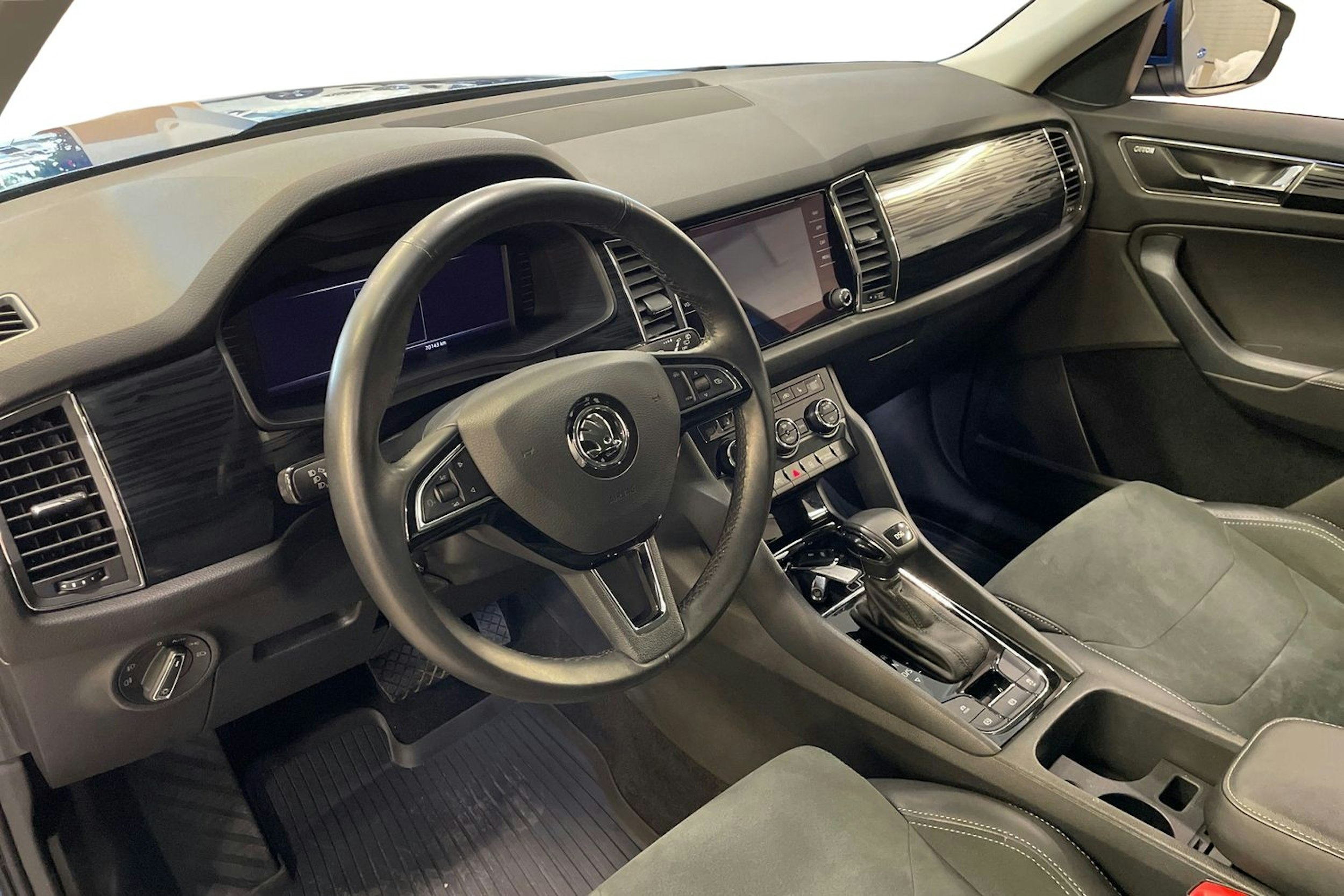 sininen Skoda Kodiaq 2020 kuva 7.