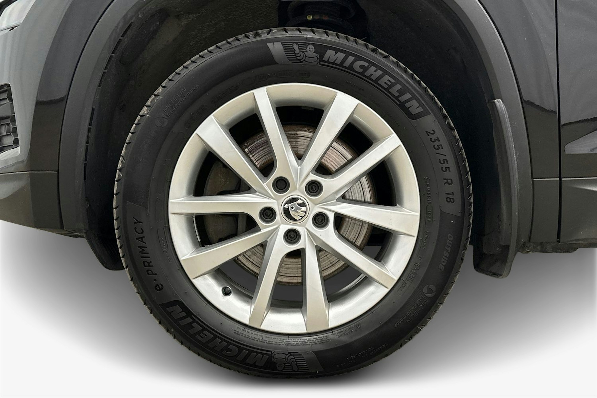 musta Skoda Kodiaq 2021 kuva 9.