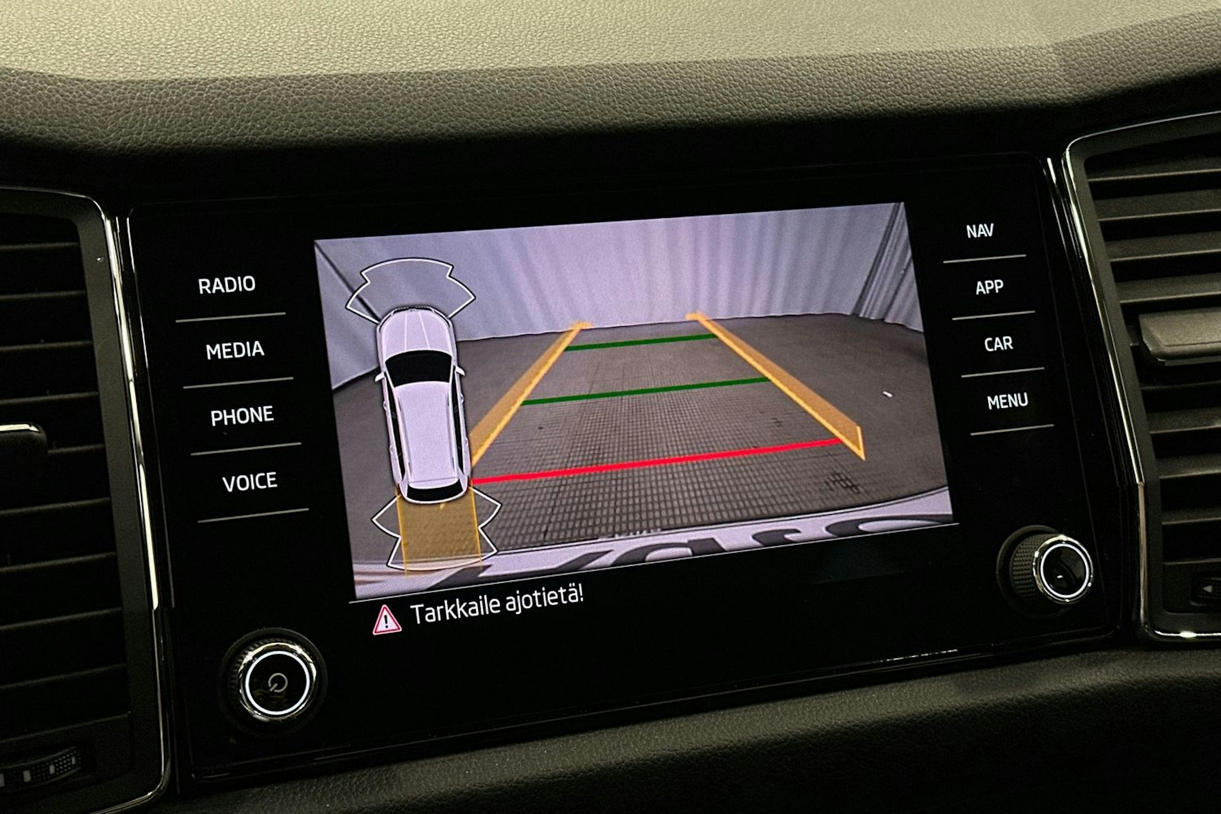musta Skoda Kodiaq 2021 kuva 25.