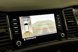 harmaa Skoda Kodiaq 2021 kuva 15.