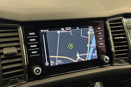 harmaa Skoda Kodiaq 2021 kuva 16.