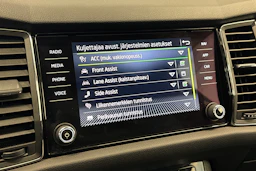 harmaa Skoda Kodiaq 2021 kuva 19.