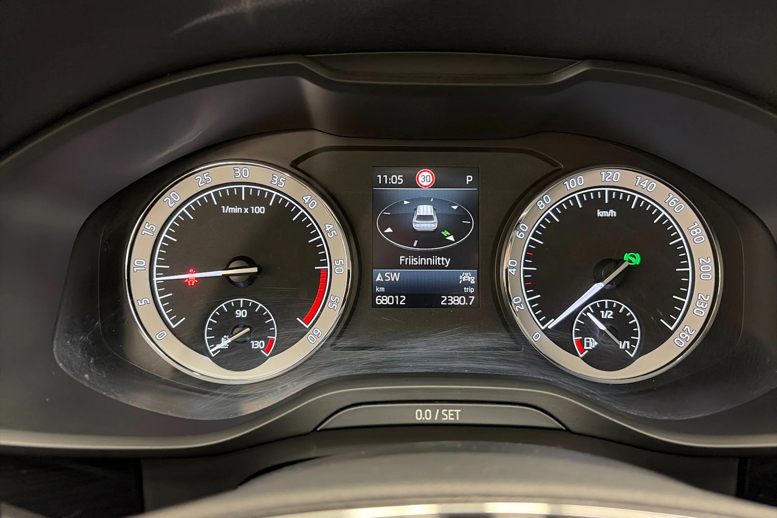 musta Skoda Kodiaq 2021 kuva 18.