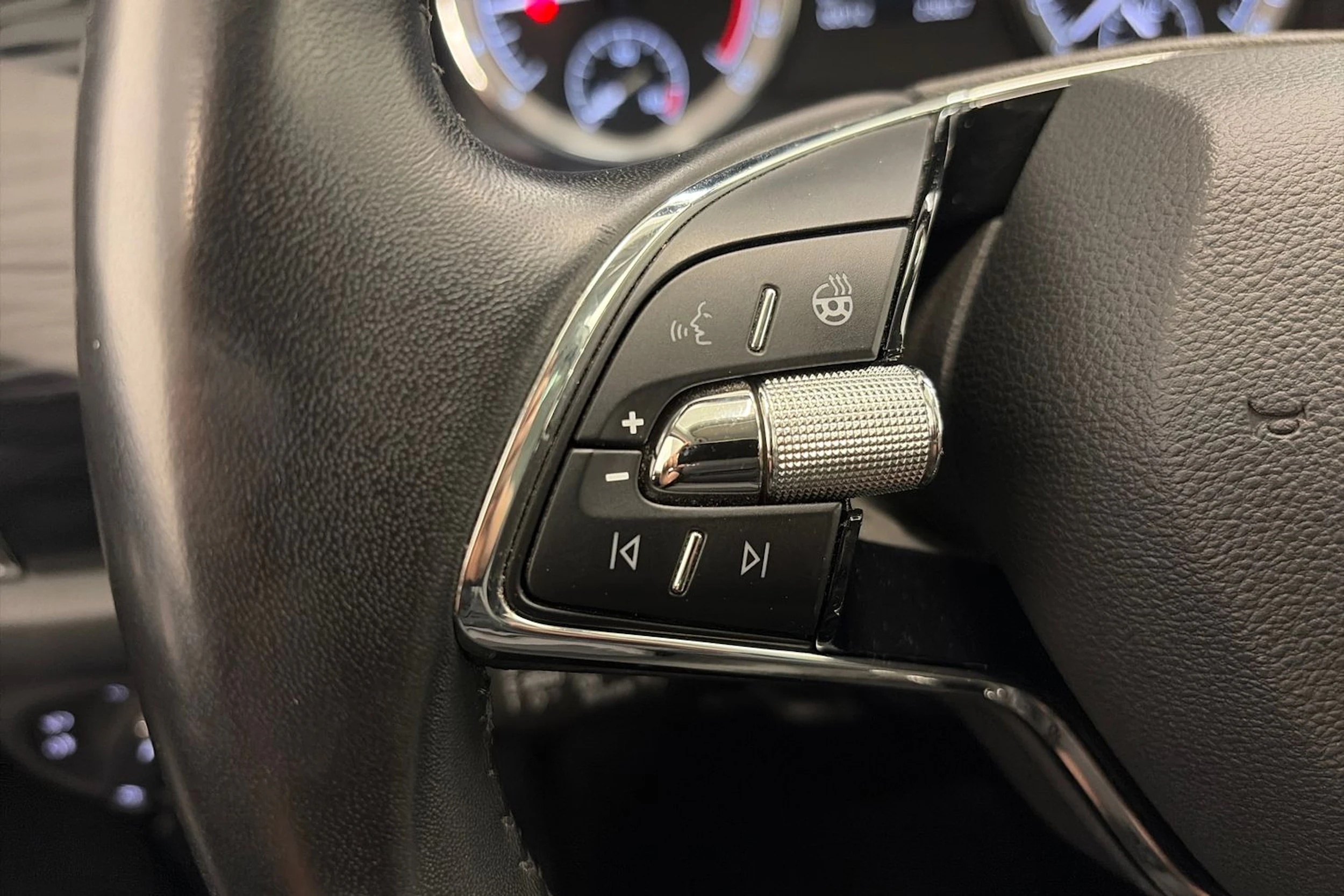 musta Skoda Kodiaq 2021 kuva 19.