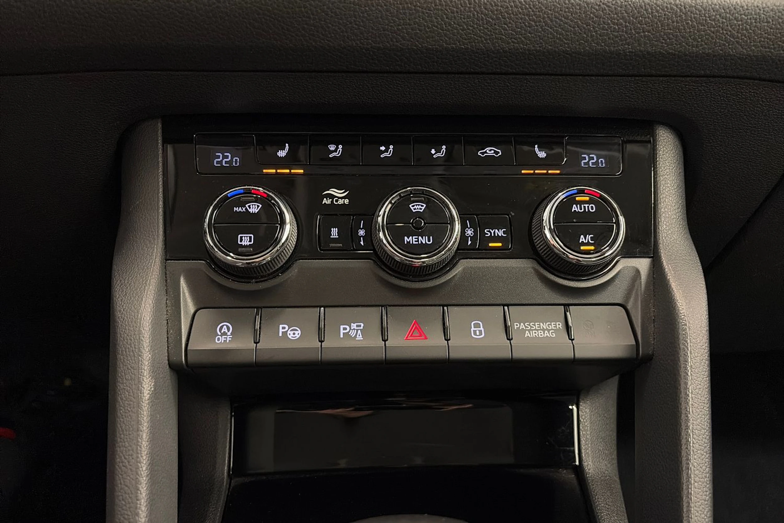 musta Skoda Kodiaq 2021 kuva 31.