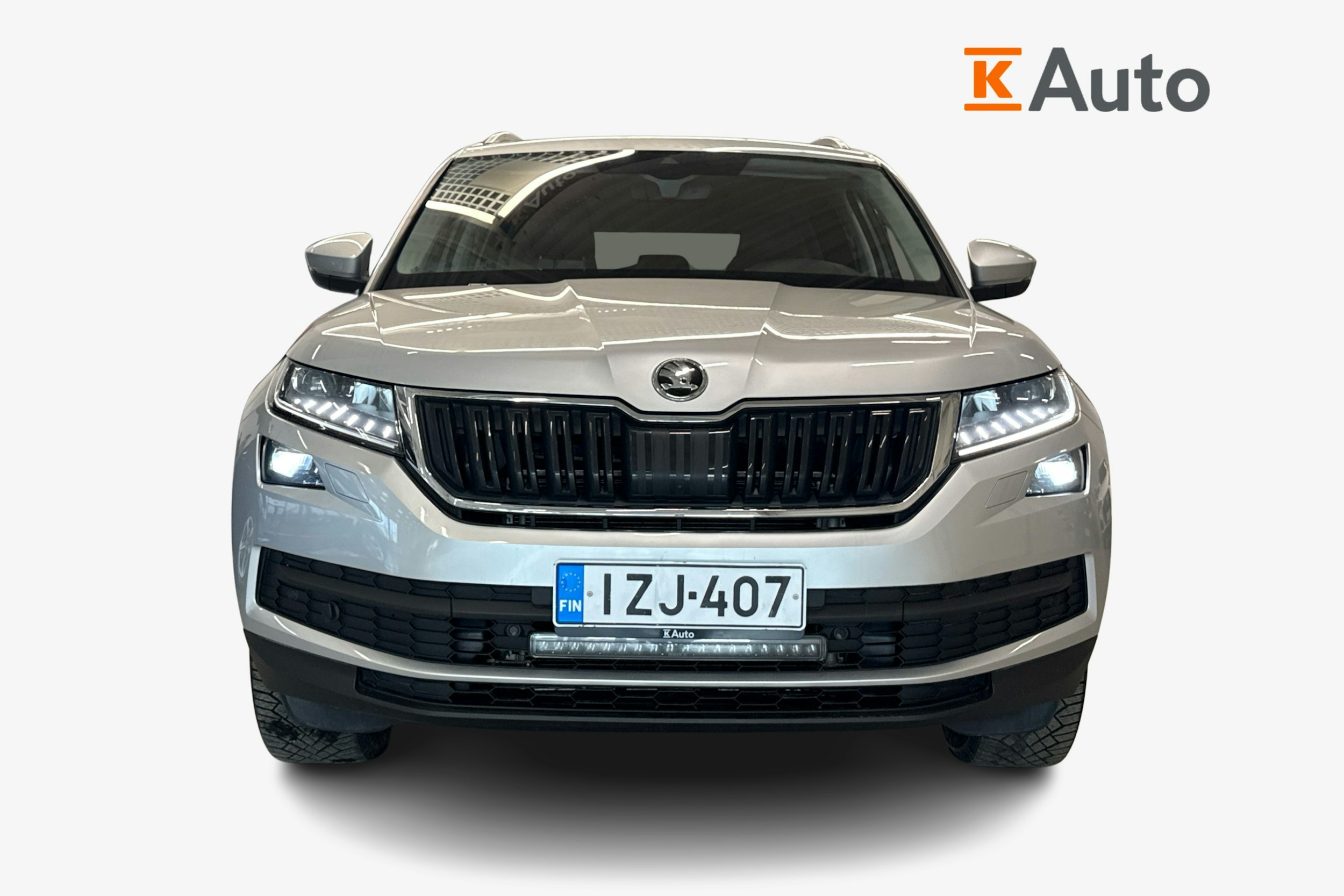 harmaa Skoda Kodiaq 2021 kuva 4.