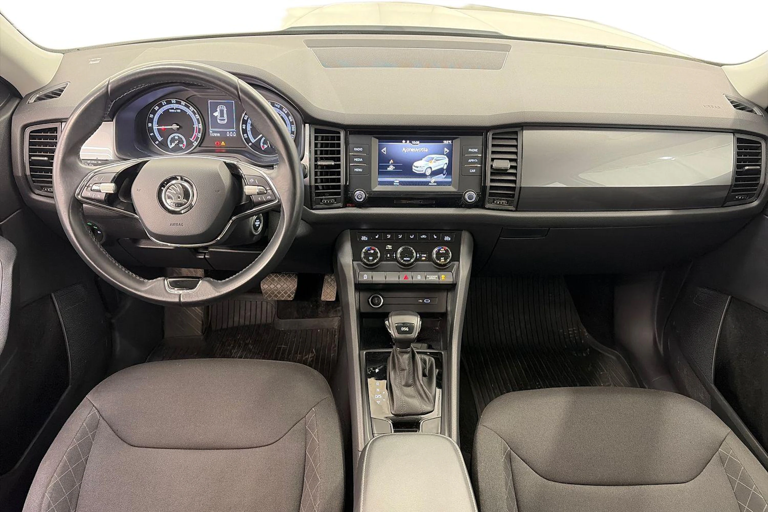 valkoinen Skoda Kodiaq 2021 kuva 7.