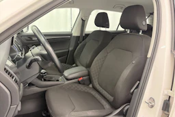 valkoinen Skoda Kodiaq 2021 kuva 12.