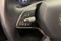 valkoinen Skoda Kodiaq 2021 kuva 14.