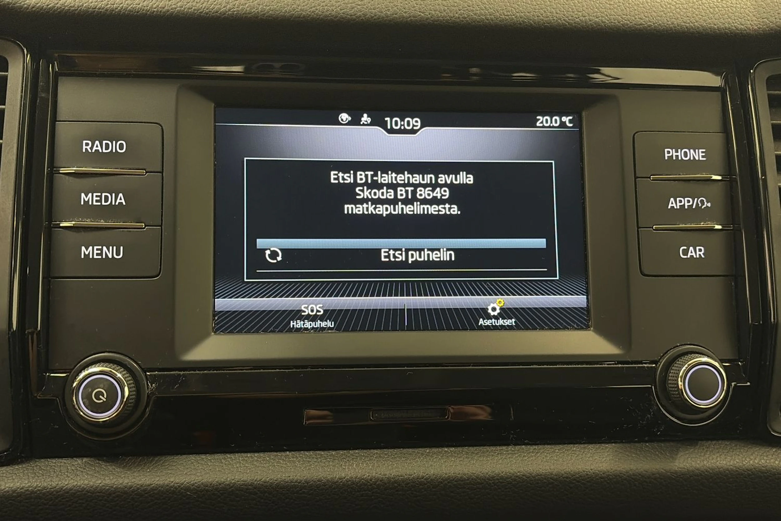 valkoinen Skoda Kodiaq 2021 kuva 19.