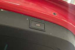 punainen Skoda Kodiaq 2021 kuva 25.