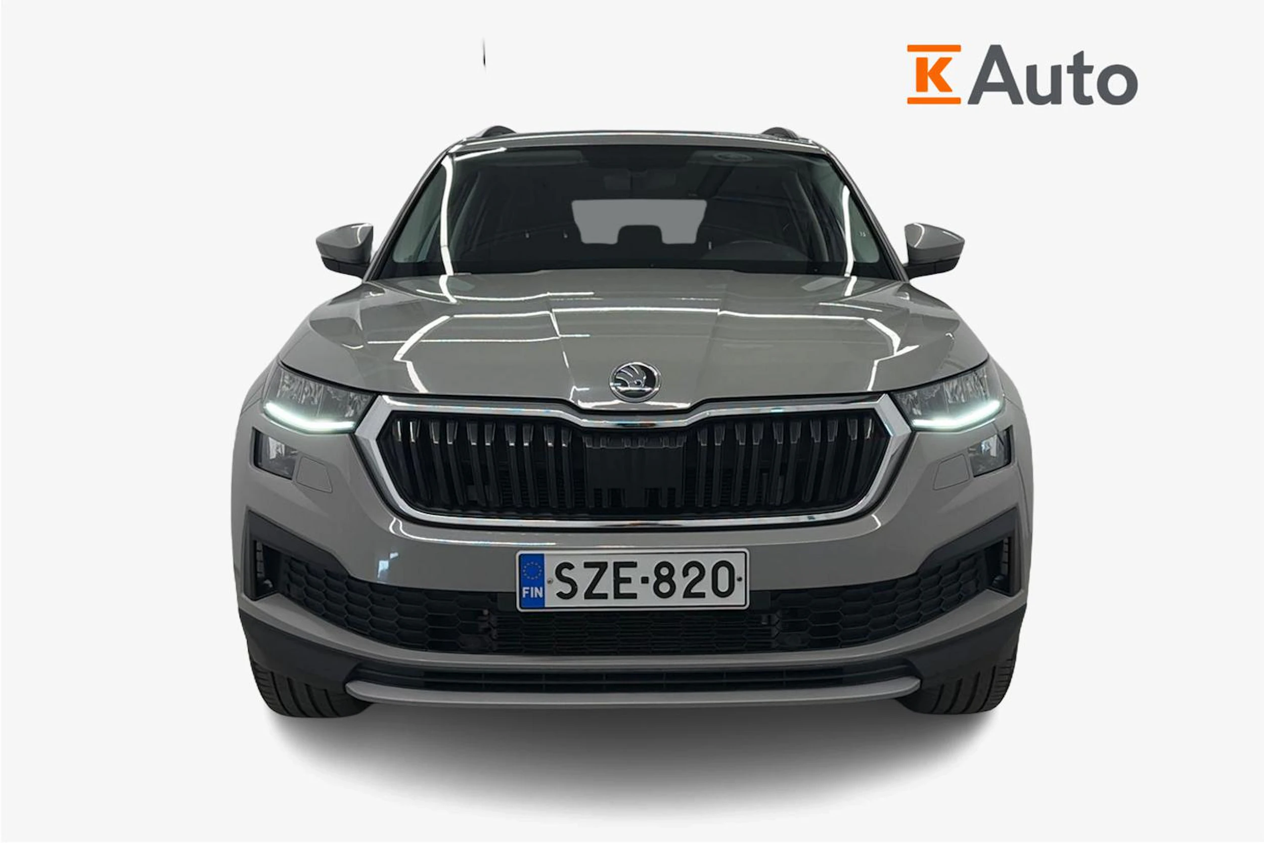 harmaa Skoda Kodiaq 2022 kuva 5.