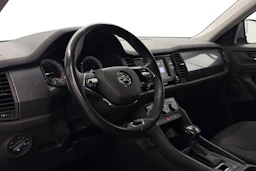 harmaa Skoda Kodiaq 2022 kuva 8.