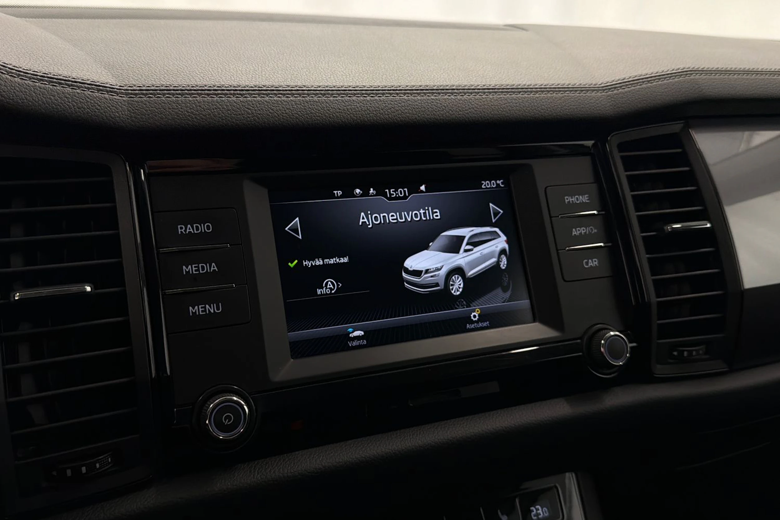 harmaa Skoda Kodiaq 2022 kuva 22.