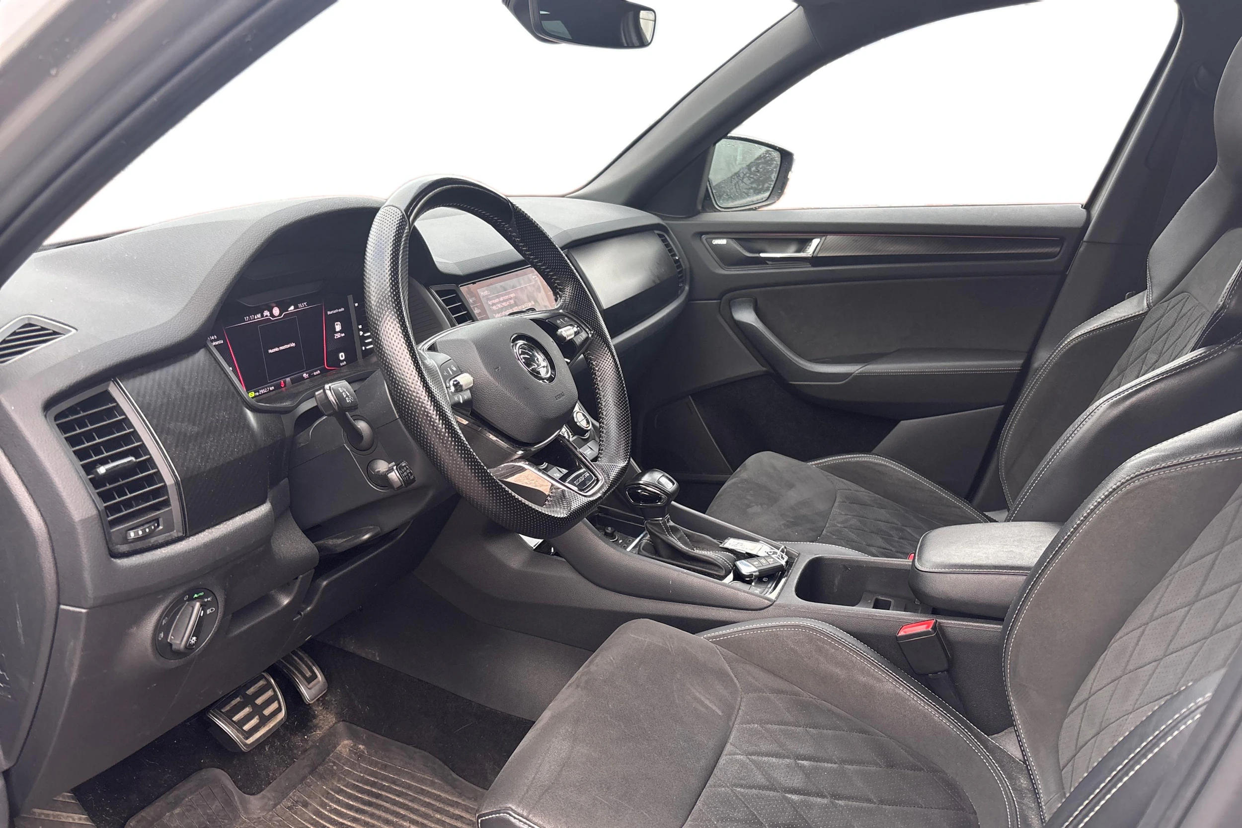 harmaa Skoda Kodiaq 2021 kuva 3.