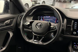 harmaa Skoda Kodiaq 2021 kuva 17.
