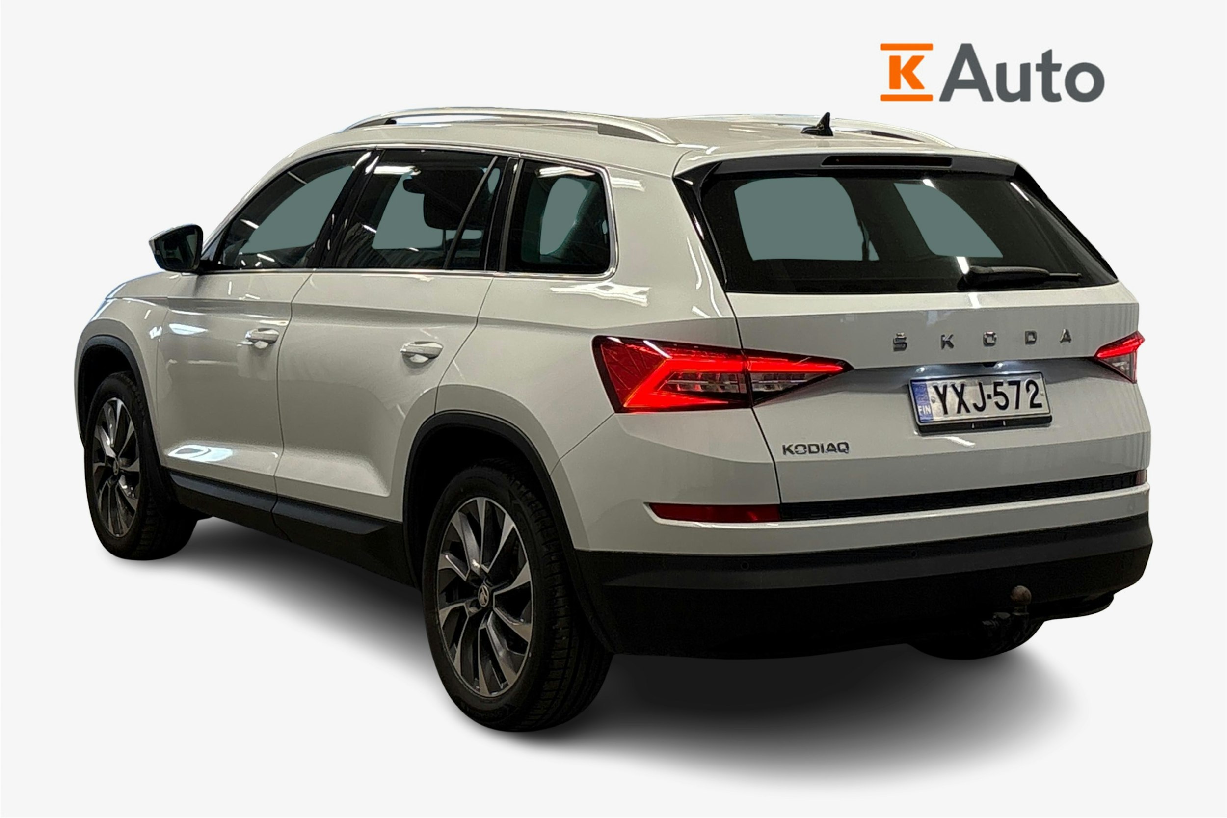 valkoinen Skoda Kodiaq 2021 kuva 2.
