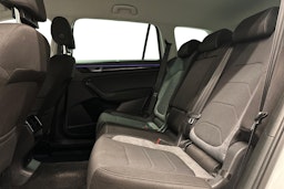 valkoinen Skoda Kodiaq 2021 kuva 10.