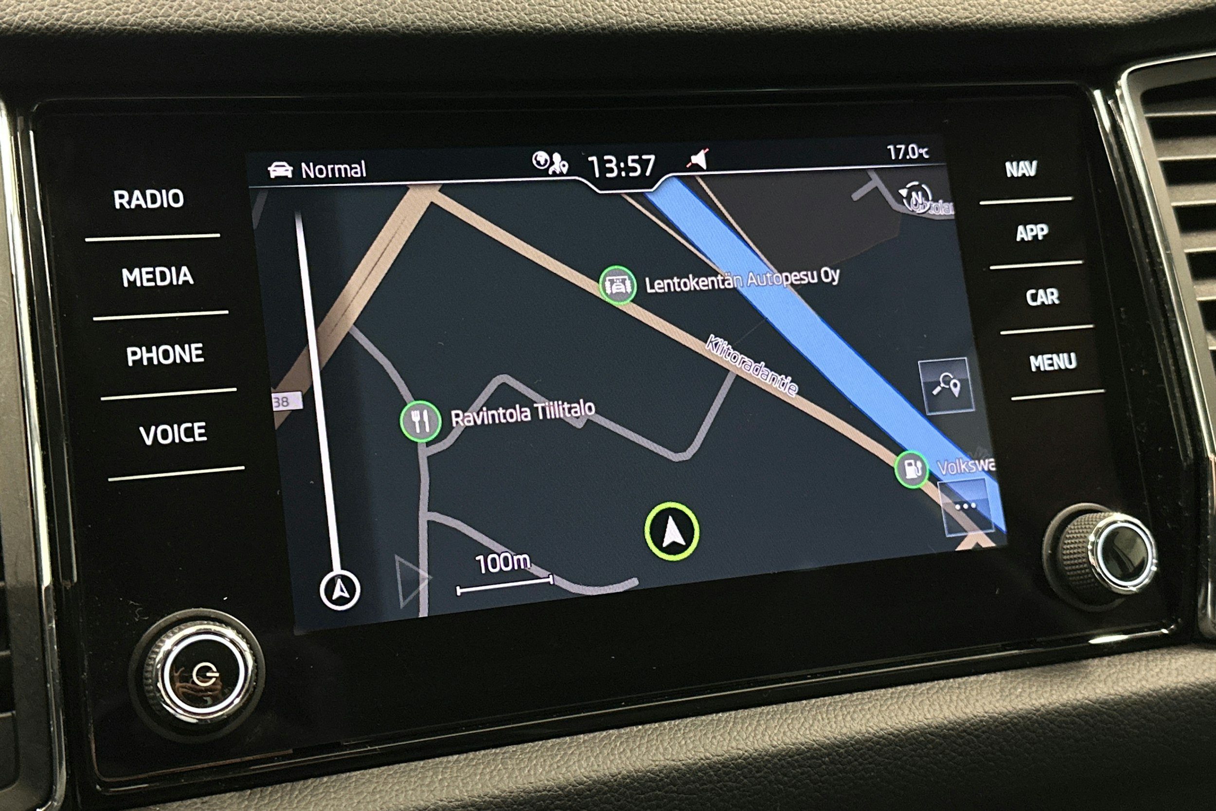 valkoinen Skoda Kodiaq 2021 kuva 23.