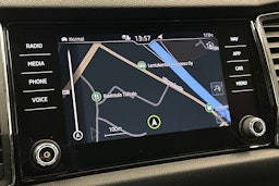 valkoinen Skoda Kodiaq 2021 kuva 23.