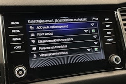 valkoinen Skoda Kodiaq 2021 kuva 24.