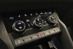 valkoinen Skoda Kodiaq 2021 kuva 29.