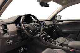 valkoinen Skoda Kodiaq 2022 kuva 7.