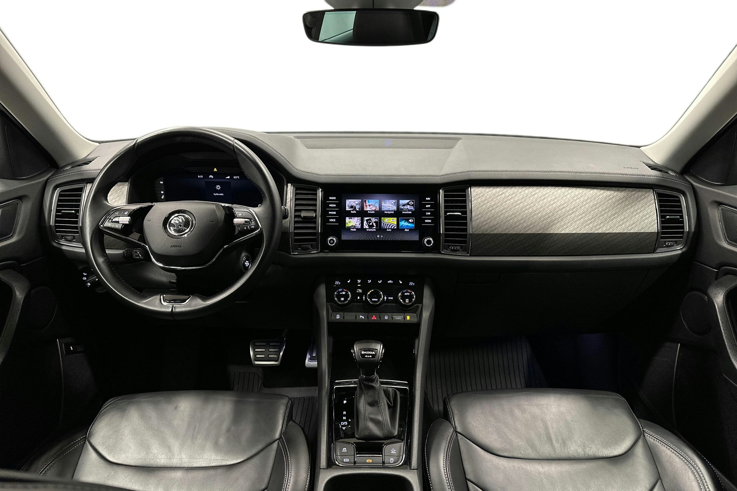 harmaa Skoda Kodiaq 2022 kuva 9.