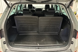 harmaa Skoda Kodiaq 2022 kuva 14.