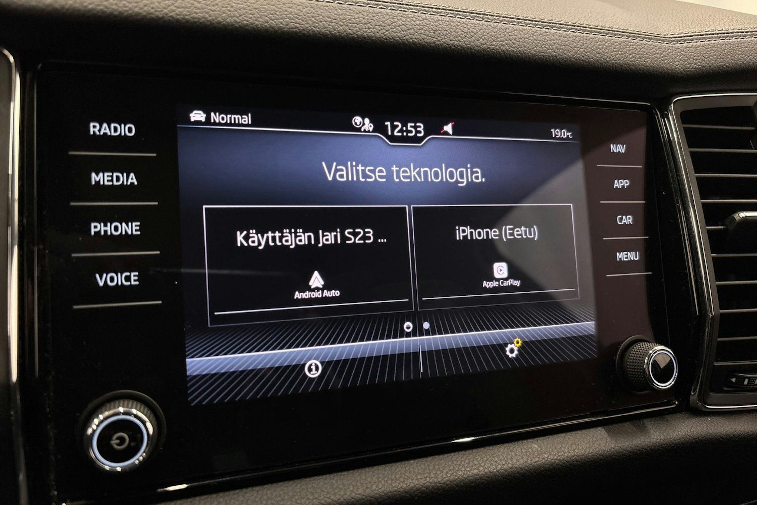 musta Skoda Kodiaq 2022 kuva 25.