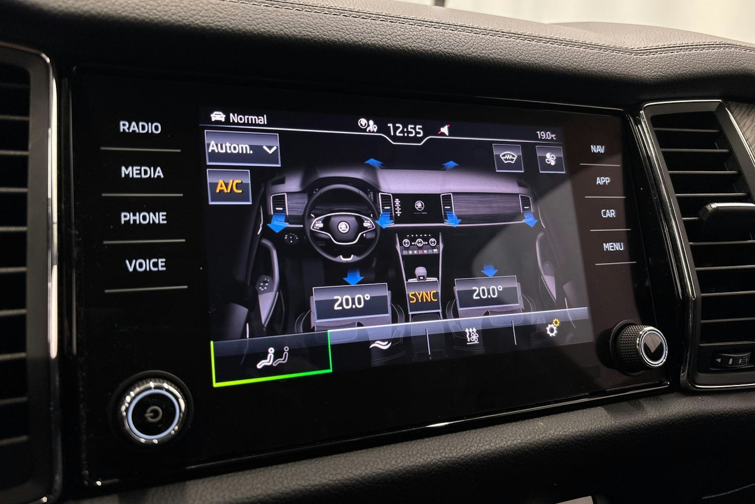 musta Skoda Kodiaq 2022 kuva 28.