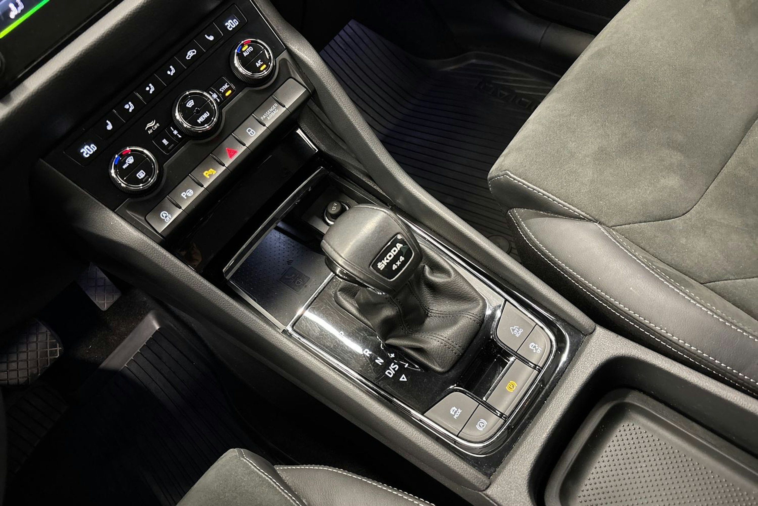 musta Skoda Kodiaq 2022 kuva 30.