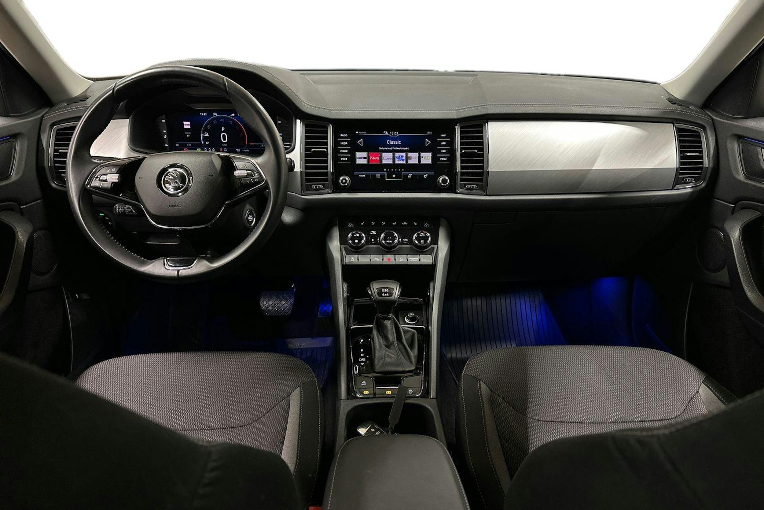 harmaa Skoda Kodiaq 2022 kuva 9.