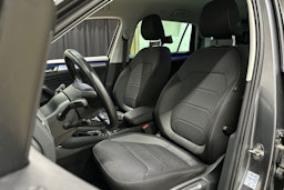 harmaa Skoda Kodiaq 2022 kuva 14.