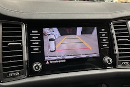 harmaa Skoda Kodiaq 2022 kuva 15.