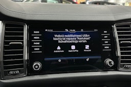 harmaa Skoda Kodiaq 2022 kuva 17.