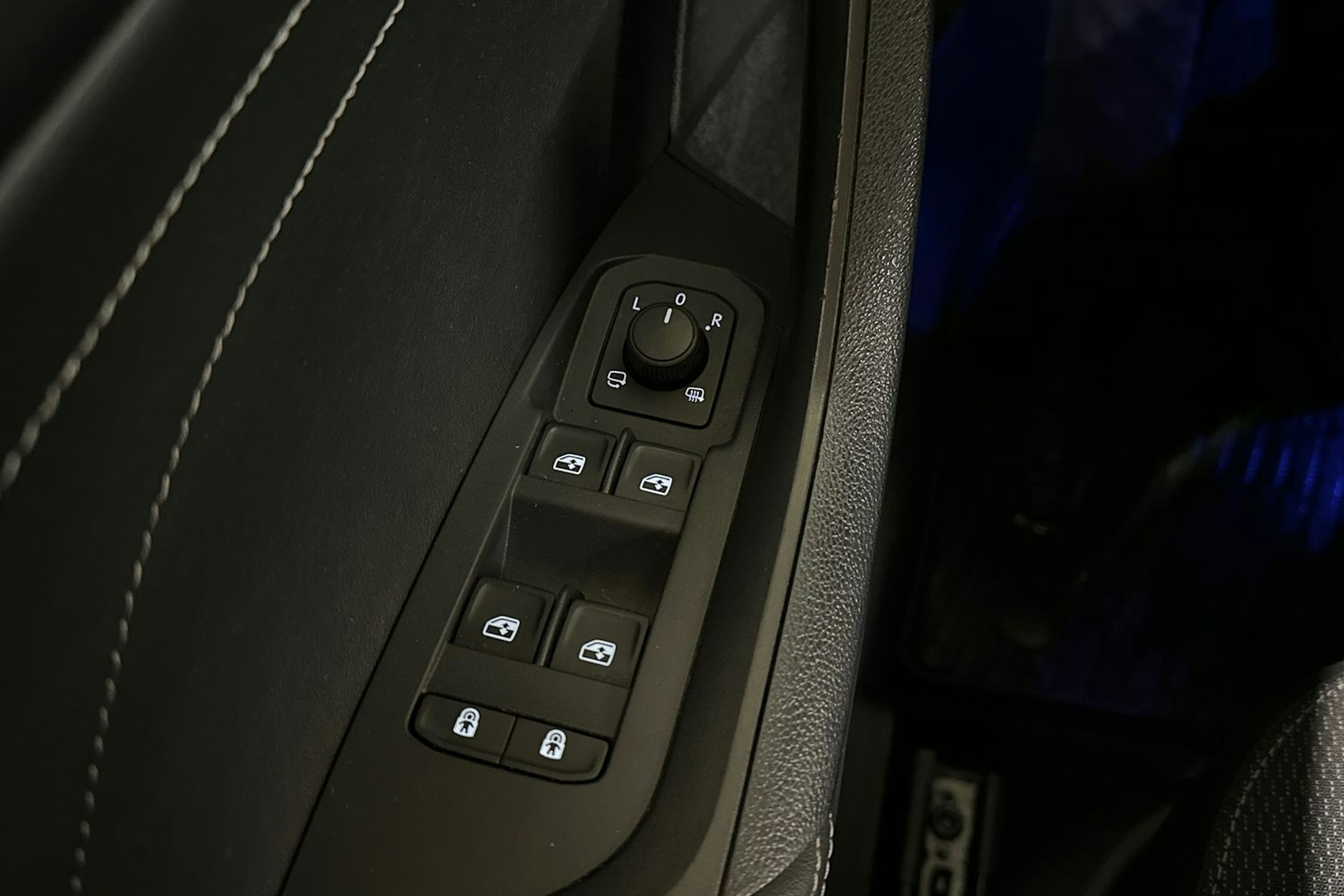 harmaa Skoda Kodiaq 2022 kuva 28.