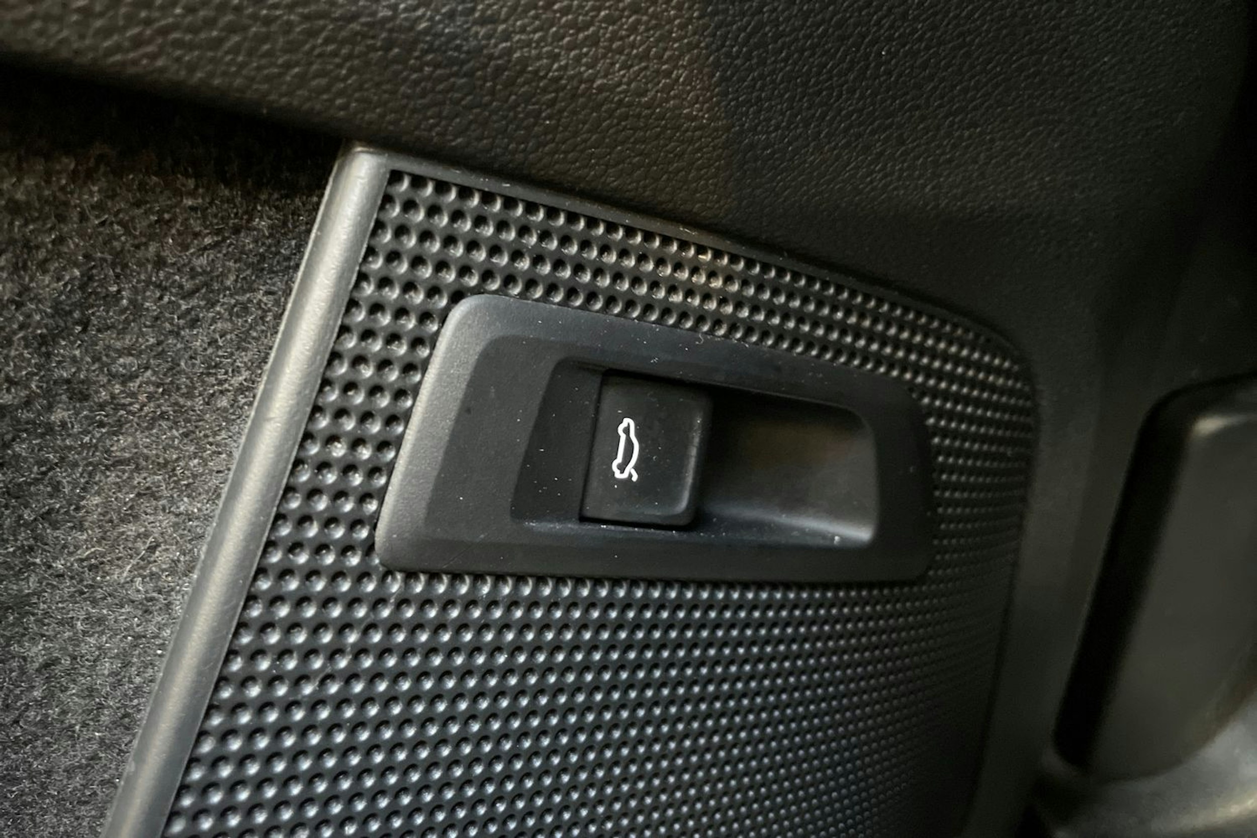 musta Skoda Kodiaq 2022 kuva 21.