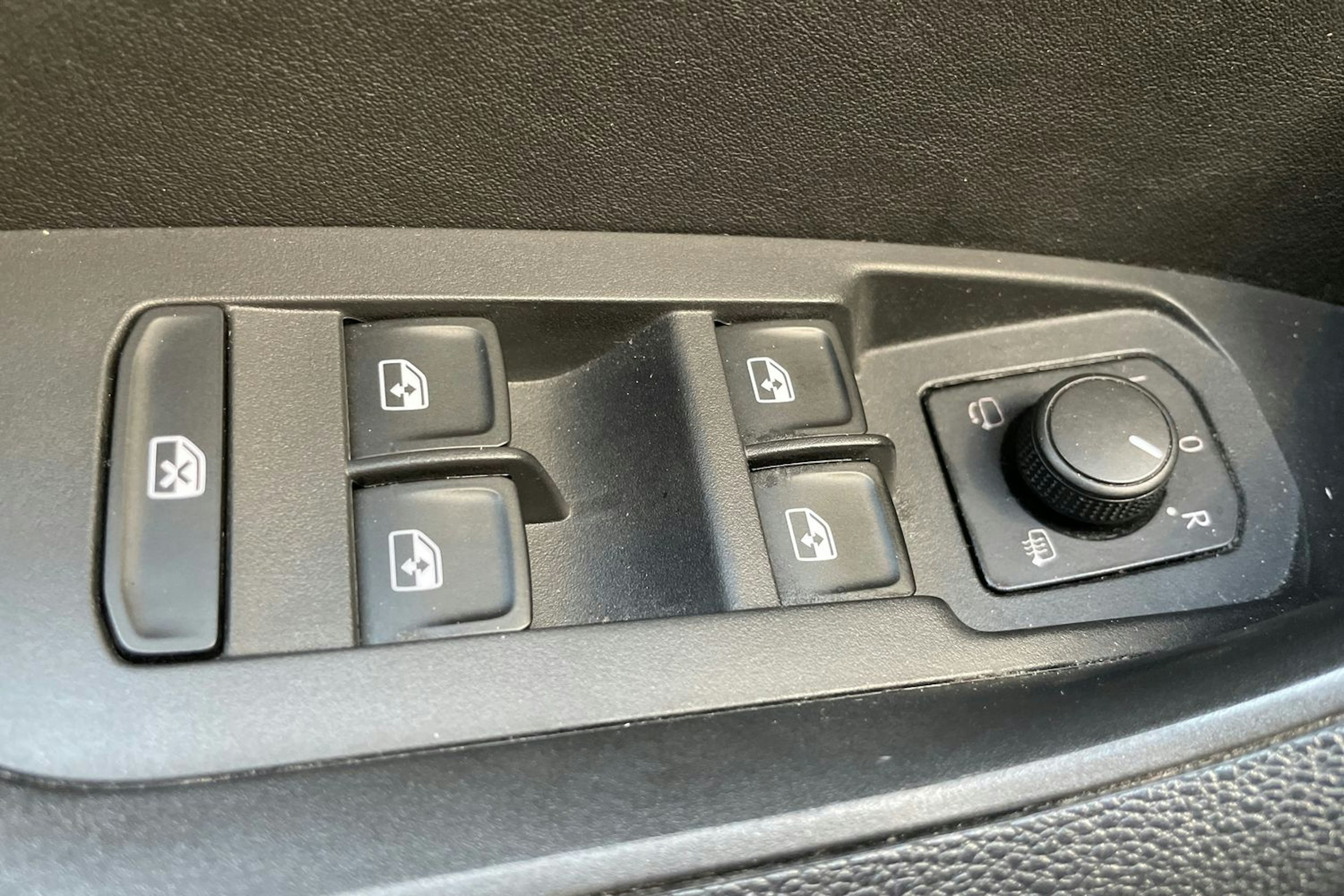 musta Skoda Kodiaq 2022 kuva 22.