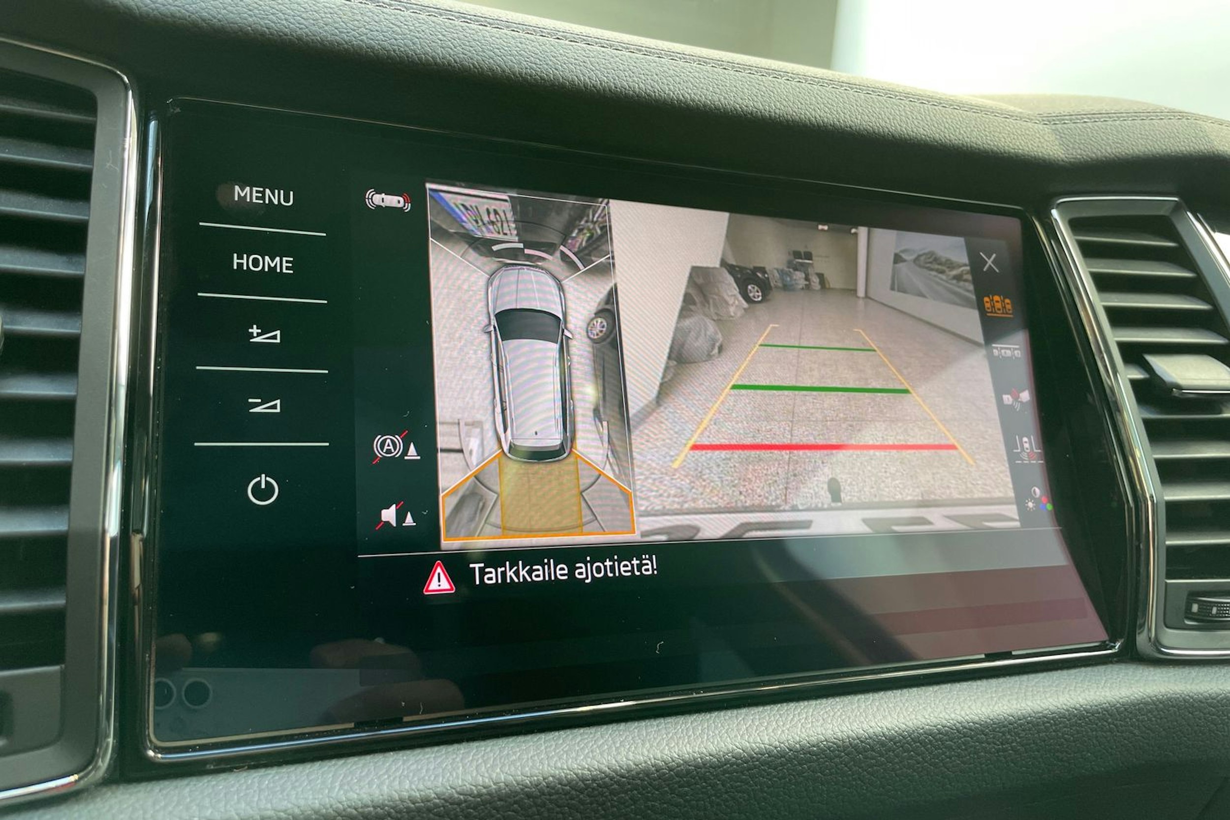 musta Skoda Kodiaq 2022 kuva 24.