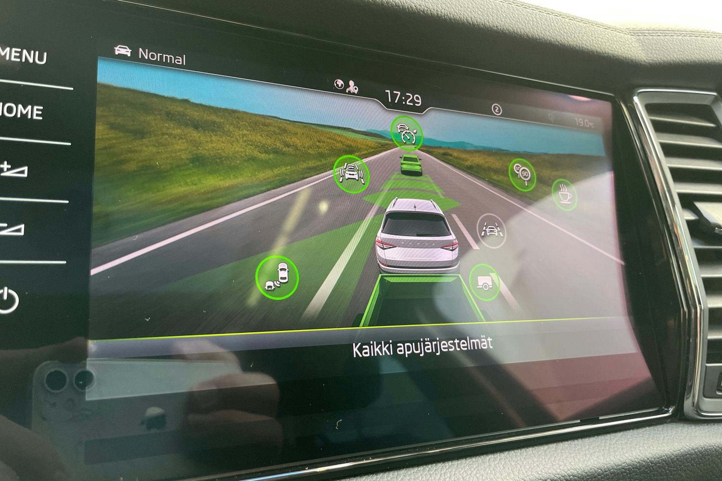 musta Skoda Kodiaq 2022 kuva 25.