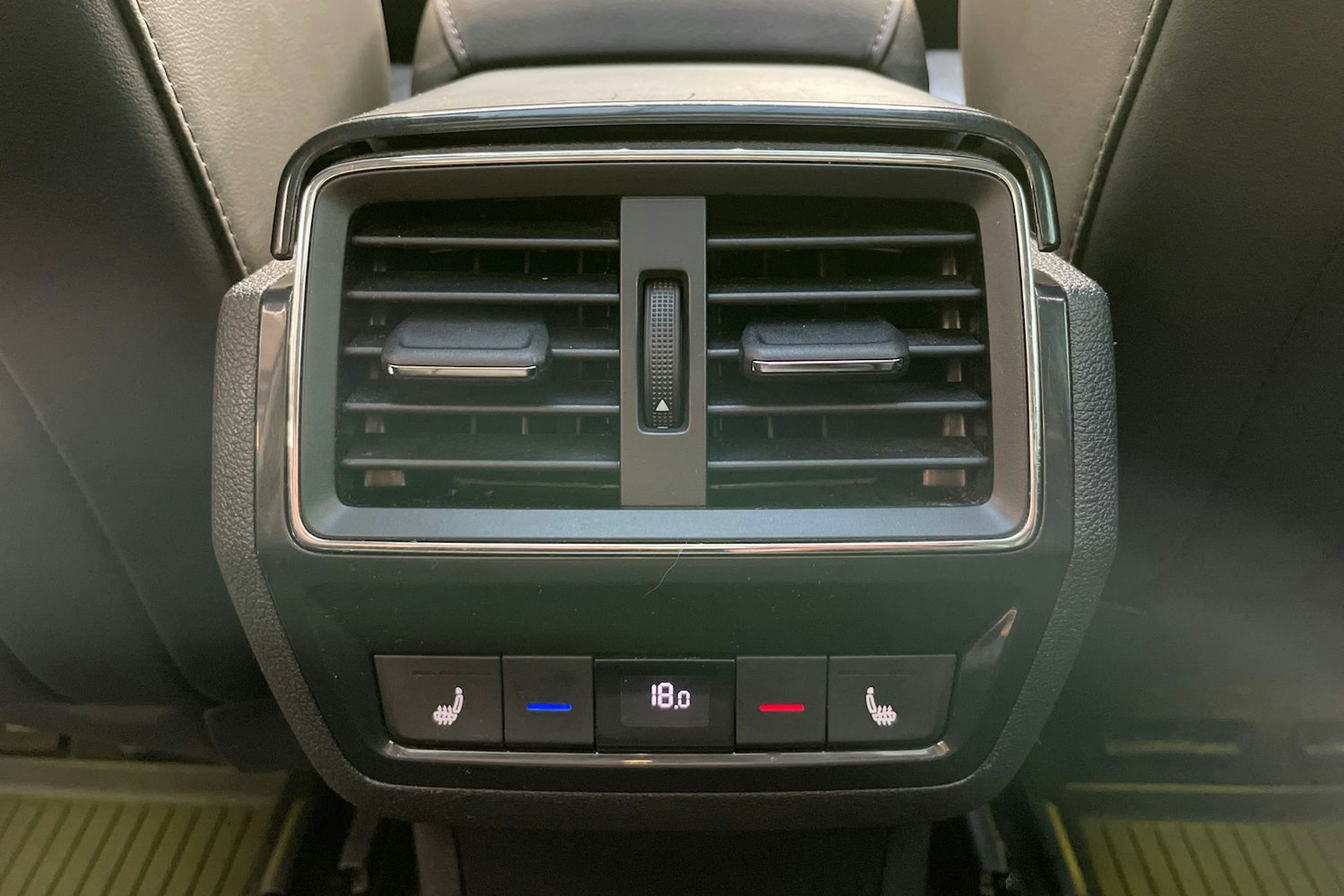 musta Skoda Kodiaq 2022 kuva 34.