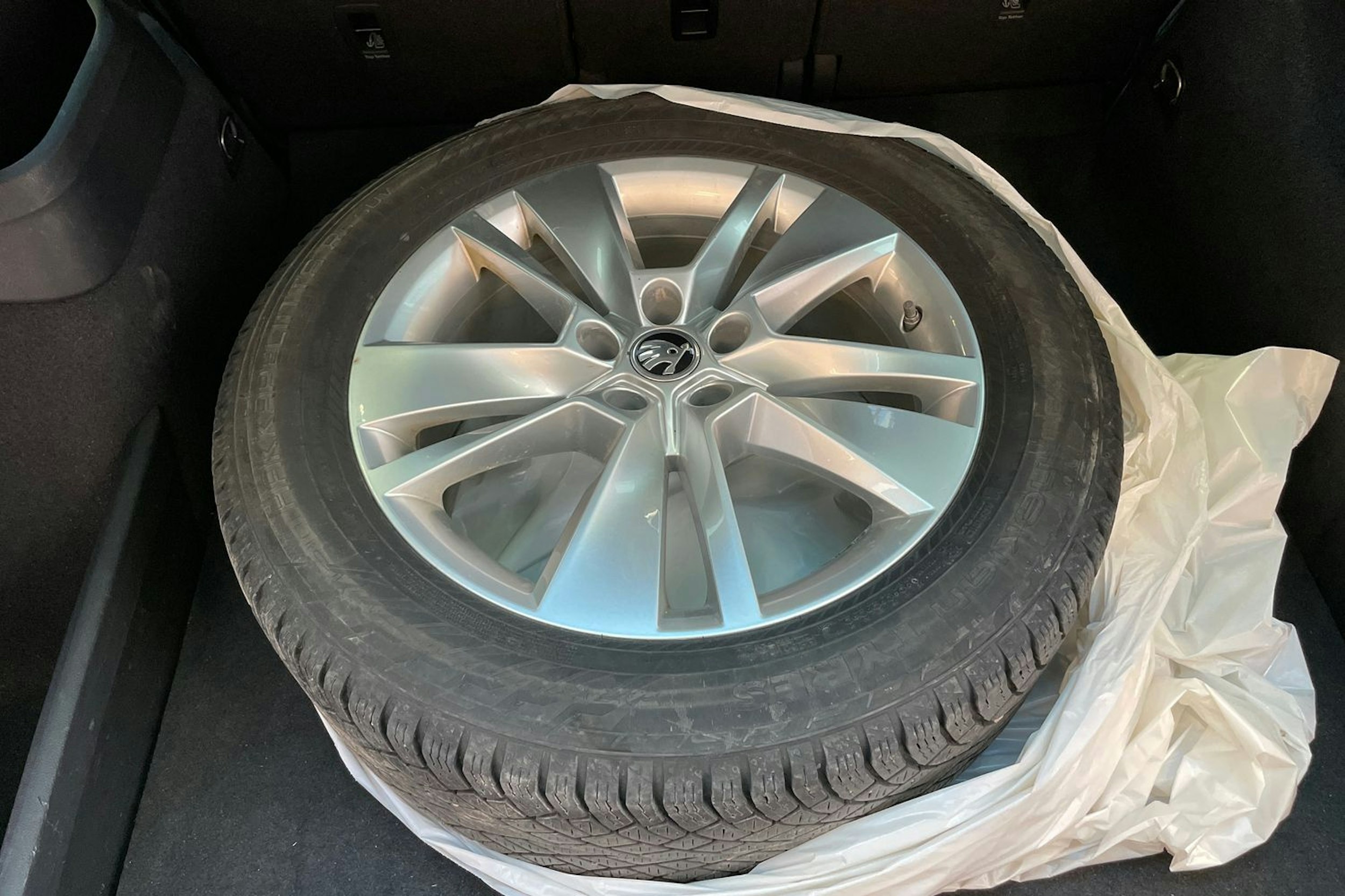 musta Skoda Kodiaq 2022 kuva 35.